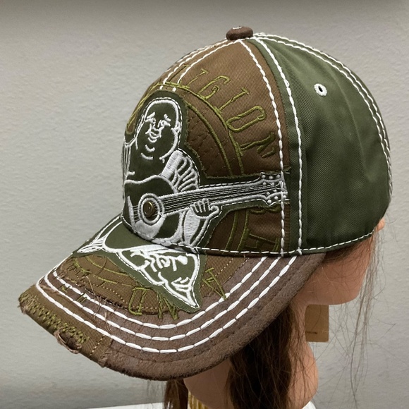 True religion PUFFER JACKET With True Religion Distressed Trucker hat. - Picture 9 of 14